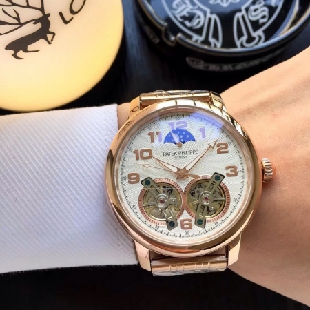 百达翡丽（Patek Philippe）双飞轮月相显示男士机械腕表